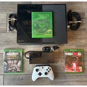 XBox One 500GB Console Bundle w/ Controller, Cables & 3 Games -Tested & Working